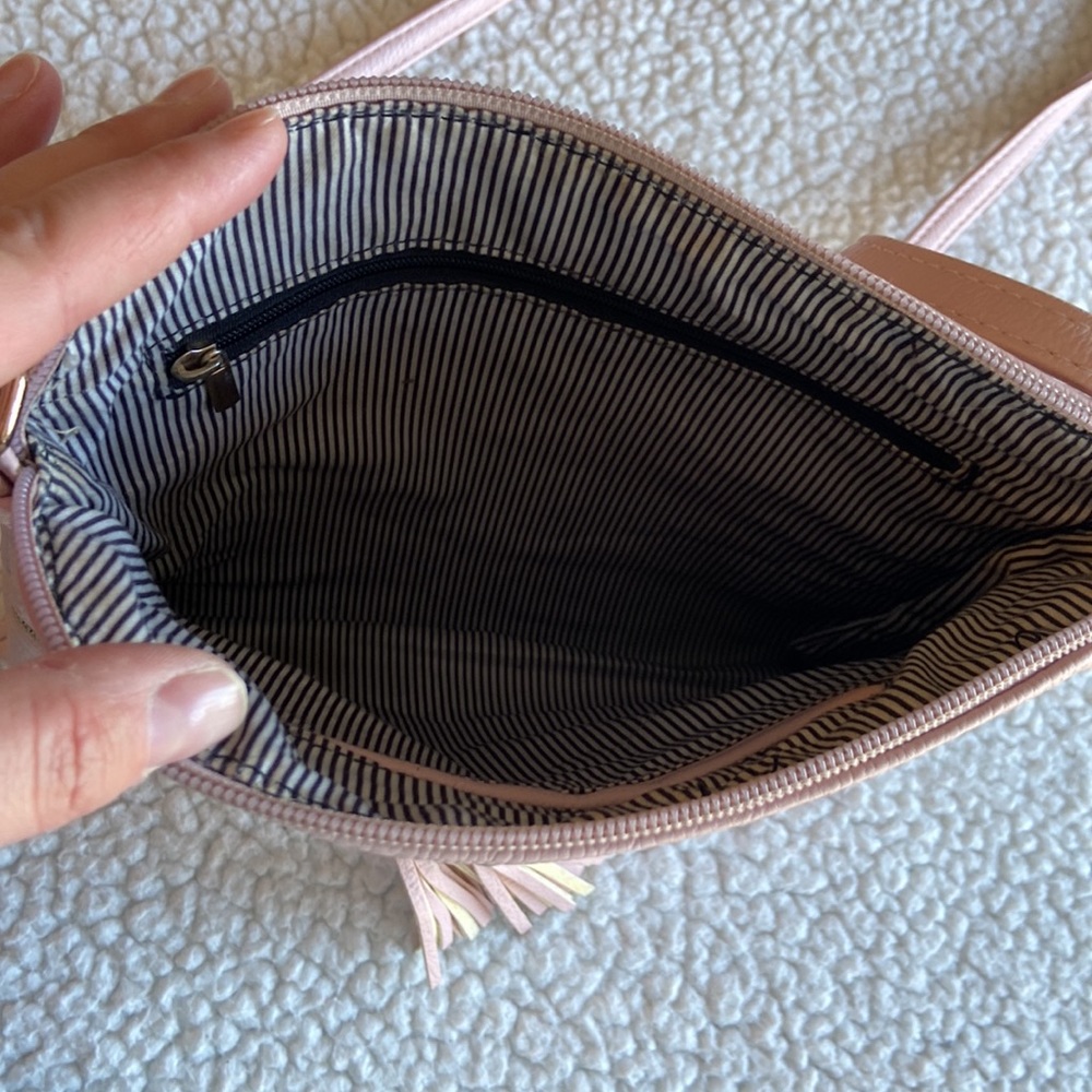 Pink satchel - Picture 2 of 3